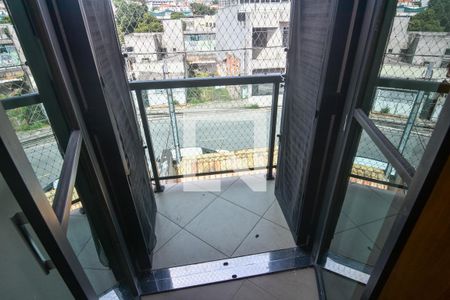 Casa à venda com 265m², 3 quartos e 3 vagas Casa à venda com 265m², 3 quartos e 3 vagasVaranda