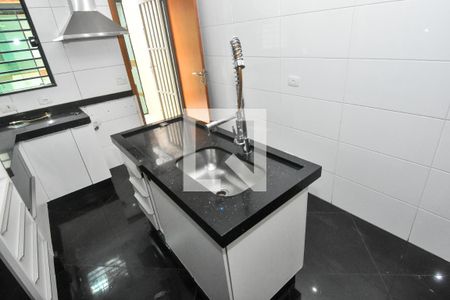 Casa à venda com 265m², 3 quartos e 3 vagas Casa à venda com 265m², 3 quartos e 3 vagasCozinha