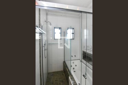 Casa à venda com 265m², 3 quartos e 3 vagas Casa à venda com 265m², 3 quartos e 3 vagasBanheiro da Suíte