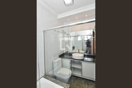 Casa à venda com 265m², 3 quartos e 3 vagas Casa à venda com 265m², 3 quartos e 3 vagasBanheiro da Suíte