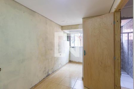 Casa à venda com 139m², 4 quartos e 2 vagas Casa à venda com 139m², 4 quartos e 2 vagasQuarto 2 - Edícula