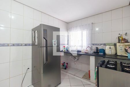 Casa à venda com 139m², 4 quartos e 2 vagas Casa à venda com 139m², 4 quartos e 2 vagasCozinha