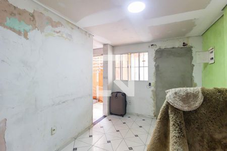 Casa à venda com 139m², 4 quartos e 2 vagas Casa à venda com 139m², 4 quartos e 2 vagasSala - Edícula