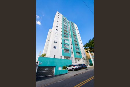 Apartamento à venda com 75m², 2 quartos e 2 vagas Apartamento à venda com 75m², 2 quartos e 2 vagasFachada