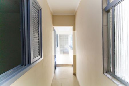 Corredor de casa para alugar com 3 quartos, 140m² em Vila Santa Inês, São Paulo