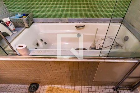 Apartamento para alugar com 147m², 3 quartos e sem vagaSuíte