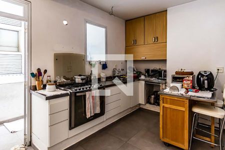 Apartamento para alugar com 147m², 3 quartos e sem vagaCozinha