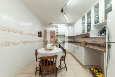 Apartamento à venda com 143m², 3 quartos e 2 vagasCozinha