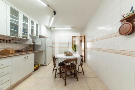 Apartamento à venda com 143m², 3 quartos e 2 vagasCozinha