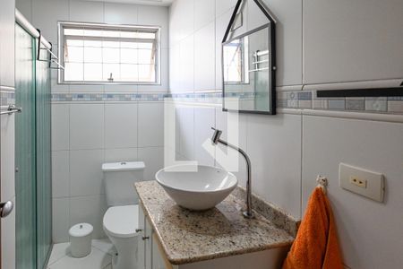 Casa à venda com 320m², 4 quartos e 4 vagasBanheiro Social