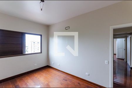Apartamento para alugar com 163m², 3 quartos e 2 vagas Apartamento para alugar com 163m², 3 quartos e 2 vagasQuarto 3