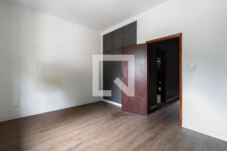Quarto 1 de casa para alugar com 2 quartos, 120m² em Vila Olímpia, São Paulo