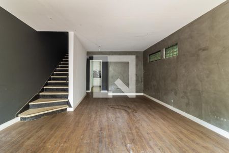 Sala de casa para alugar com 2 quartos, 120m² em Vila Olímpia, São Paulo