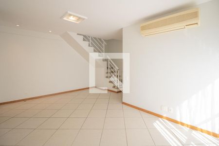 Sala de apartamento para alugar com 2 quartos, 190m² em Botafogo, Rio de Janeiro