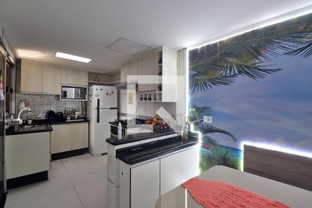 Casa à venda com 90m², 2 quartos e 2 vagasCozinha