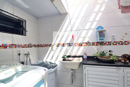 Casa à venda com 90m², 2 quartos e 2 vagasÁrea de Serviço