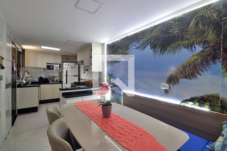 Casa à venda com 90m², 2 quartos e 2 vagasCozinha