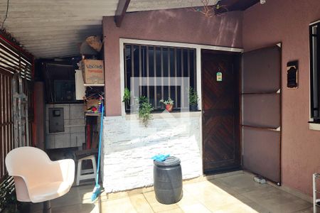 Casa à venda com 90m², 2 quartos e 2 vagasEntrada