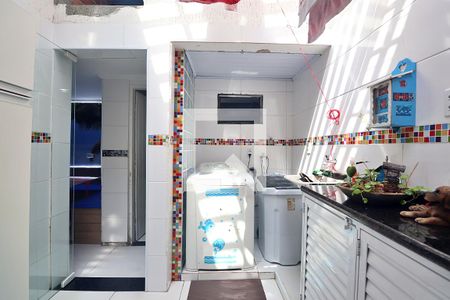 Casa à venda com 90m², 2 quartos e 2 vagasÁrea de Serviço