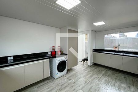 Casa à venda com 130m², 3 quartos e 2 vagas Casa à venda com 130m², 3 quartos e 2 vagasÁrea de serviço