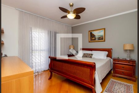 Casa à venda com 130m², 4 quartos e 4 vagas Casa à venda com 130m², 4 quartos e 4 vagasSuíte 1