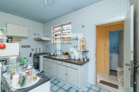 Casa à venda com 380m², 4 quartos e 5 vagasCozinha