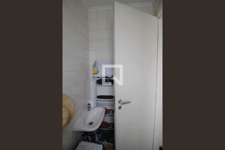 Apartamento à venda com 100m², 3 quartos e 2 vagas Apartamento à venda com 100m², 3 quartos e 2 vagasBanheiro de serviço
