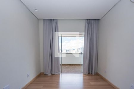 Apartamento à venda com 250m², 4 quartos e 2 vagas Apartamento à venda com 250m², 4 quartos e 2 vagasQuarto 2