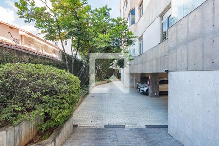 Apartamento à venda com 250m², 4 quartos e 2 vagas Apartamento à venda com 250m², 4 quartos e 2 vagasEntrada