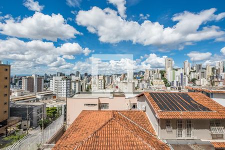 Apartamento à venda com 250m², 4 quartos e 2 vagas Apartamento à venda com 250m², 4 quartos e 2 vagasQuarto 4