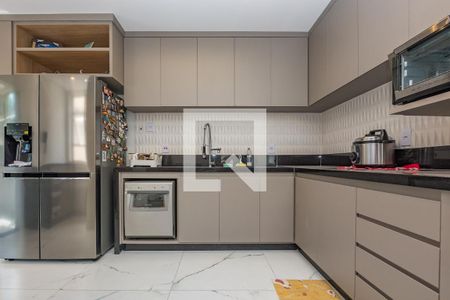Apartamento à venda com 250m², 4 quartos e 2 vagas Apartamento à venda com 250m², 4 quartos e 2 vagasCozinha