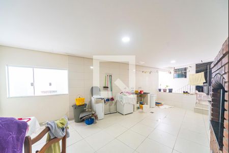 Casa à venda com 252m², 3 quartos e 4 vagasÁrea Gourmet e Área de Serviço 