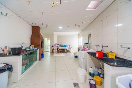 Casa à venda com 252m², 3 quartos e 4 vagasÁrea Gourmet e Área de Serviço 