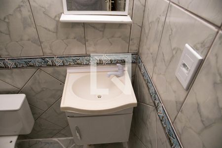 Apartamento à venda com 48m², 2 quartos e 1 vaga Apartamento à venda com 48m², 2 quartos e 1 vagaBanheiro