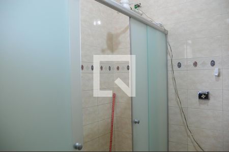 Casa à venda com 170m², 3 quartos e 2 vagasBanheiro da Suíte