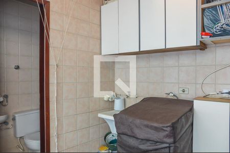 Casa à venda com 170m², 3 quartos e 2 vagasÁrea de Serviço