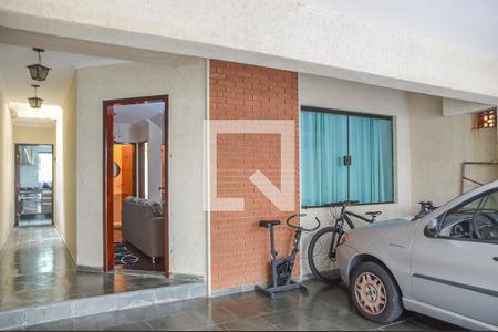Casa à venda com 170m², 3 quartos e 2 vagasGaragem
