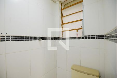 Apartamento à venda com 73m², 2 quartos e sem vagaBanheiro