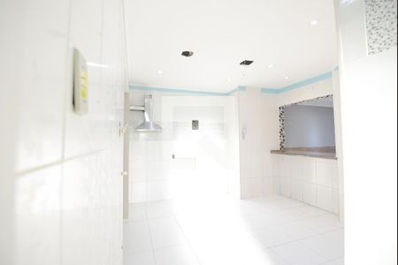 Apartamento à venda com 73m², 2 quartos e sem vagaCozinha