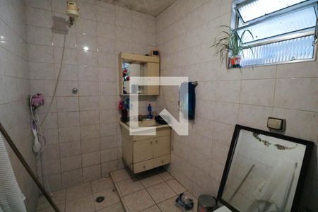 Casa à venda com 300m², 5 quartos e 3 vagas Casa à venda com 300m², 5 quartos e 3 vagasBanheiro 2