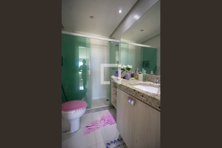 Apartamento à venda com 210m², 3 quartos e 2 vagasBanheiro da Suíte 3