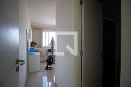 Apartamento à venda com 210m², 3 quartos e 2 vagasSuíte 2
