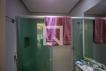 Apartamento à venda com 210m², 3 quartos e 2 vagasBanheiro da Suíte 1