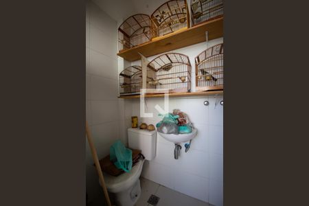 Apartamento à venda com 210m², 3 quartos e 2 vagasBanheiro de Serviço