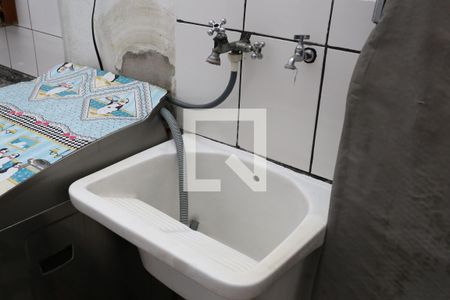 Casa à venda com 80m², 3 quartos e 1 vagaÁrea de Serviço