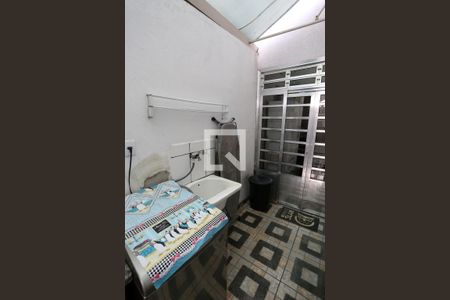 Casa à venda com 80m², 3 quartos e 1 vagaÁrea de Serviço