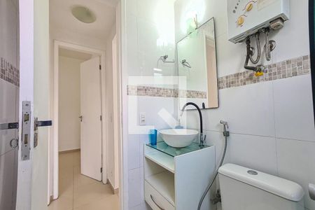 Apartamento à venda com 54m², 2 quartos e 1 vaga Apartamento à venda com 54m², 2 quartos e 1 vagaBanheiro