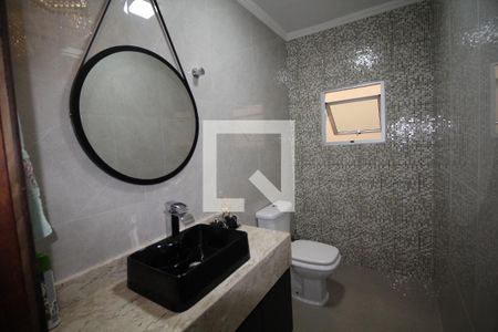 Casa à venda com 250m², 3 quartos e 2 vagasBanheiro 1