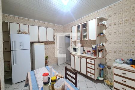 Casa à venda com 212m², 5 quartos e 3 vagas Casa à venda com 212m², 5 quartos e 3 vagasCozinha