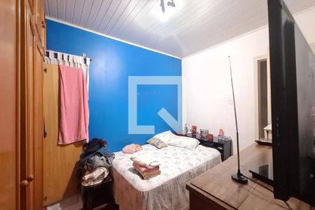 Casa à venda com 212m², 5 quartos e 3 vagas Casa à venda com 212m², 5 quartos e 3 vagasQuarto 4